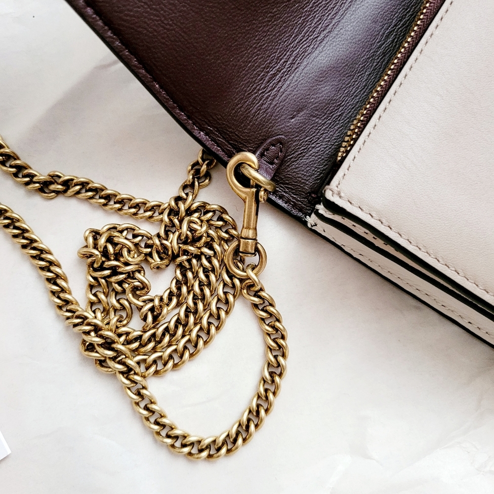 COACH  Riley Chain Clutch In Colorblock WALLET ON CHAIN - Picture 11 of 16